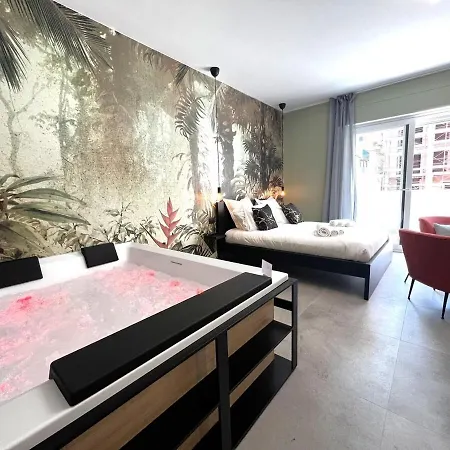 Heliconia Appartement Bari